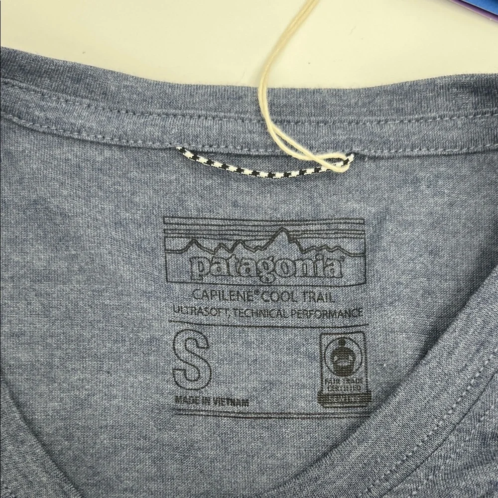 NWT Patagonia Capilene Cool Trail Long Sleeve Hiking Shirt Men’s blue S Gorpcore - Picture 9 of 13